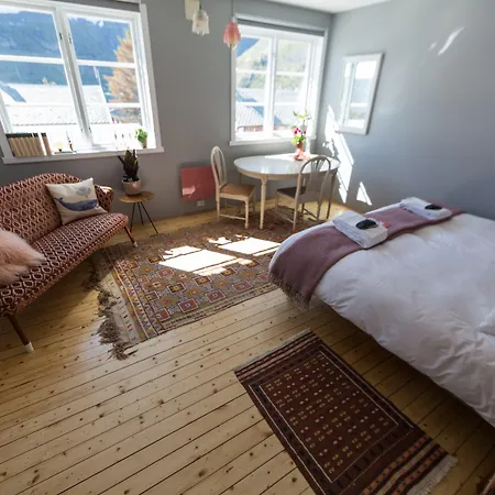 בית אירוח Catogarden - Boutique & Activity Centre ריינה