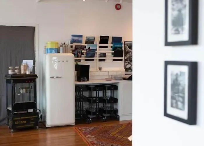 Catogarden - Boutique & Activity Centre Reine