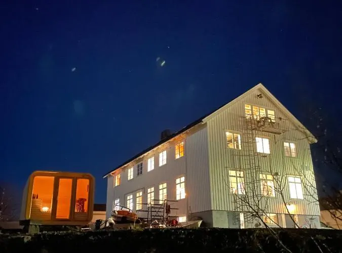 Rum i privatbostad Catogarden - Boutique & Activity Centre Reine