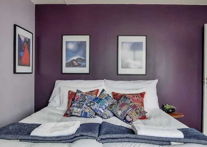 Catogarden - Boutique & Activity Centre Rum i privatbostad Reine