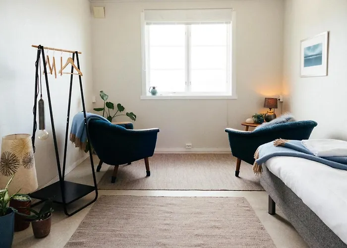 Catogarden - Boutique & Activity Centre Rum i privatbostad Reine